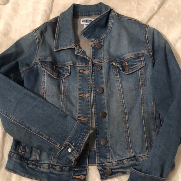 Jean jacket - Picture 1 of 4